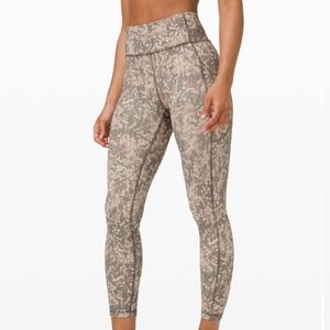 Lululemon Invigorate High Rise Tight 25" 4